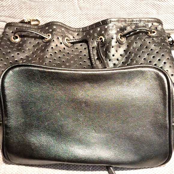 Banana Republic Dahlia Drawstring Bag - Picture 2 of 5